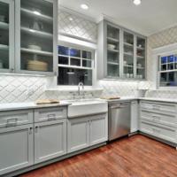 چه موادی برای تزئین دیوارهای آشپزخانه بهتر است؟